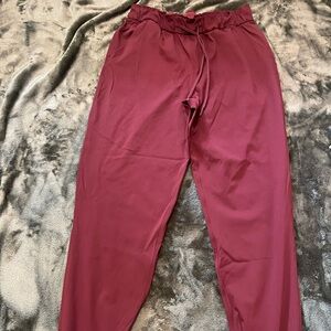 Lululemon on the fly jogger woven